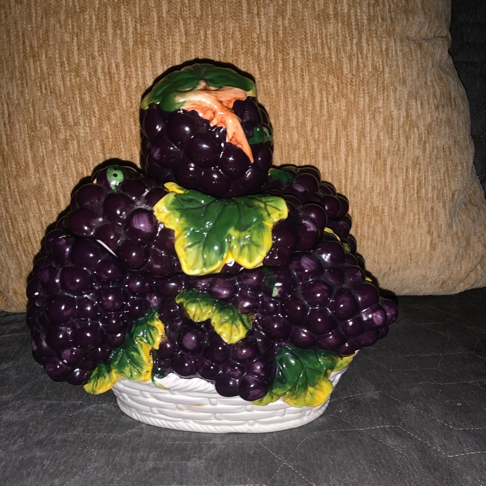 Grape Jar